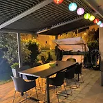 Lux Apartment Sea Shell With Jacuzzi Apartment Makarska