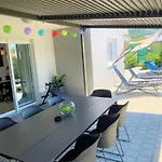 Lux Sea Shell With Jacuzzi מאקרסקה