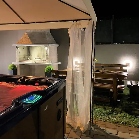 Lux Sea Shell With Jacuzzi 아파트 *