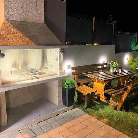 Lux Sea Shell With Jacuzzi Apartmán *