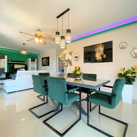 Lux Sea Shell With Jacuzzi * 마카르스카