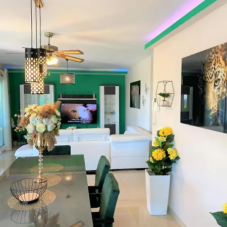 דירה Lux Sea Shell With Jacuzzi *