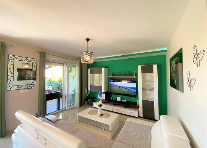 Lux Apartment Sea Shell With Jacuzzi *