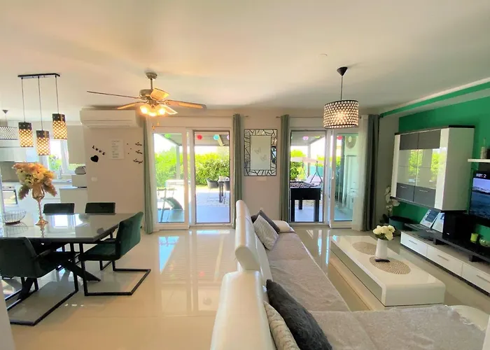 Lux Apartment Sea Shell With Jacuzzi *