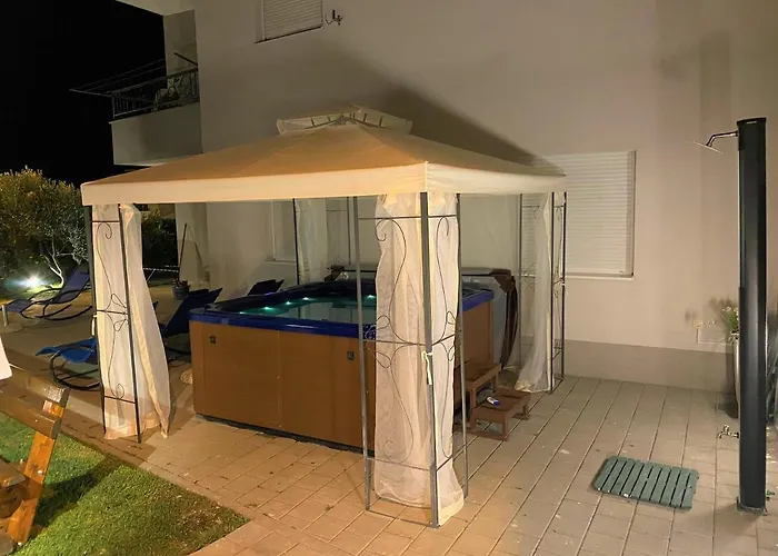 Apartment Lux Apartment Sea Shell With Jacuzzi