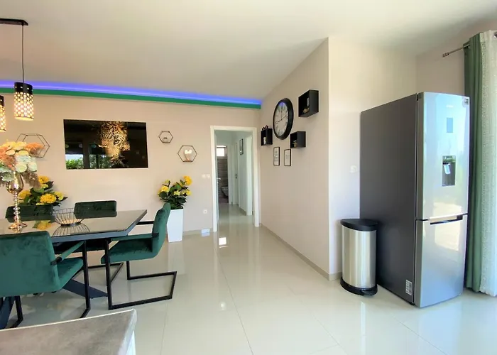 Lux Apartment Sea Shell With Jacuzzi Apartment