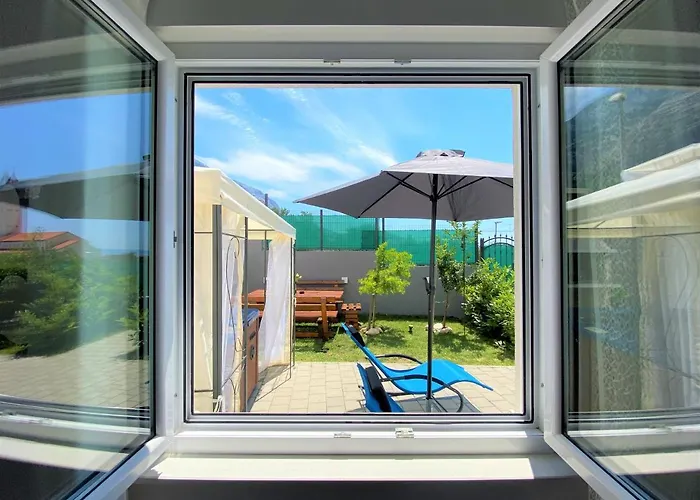 Apartment Lux Apartment Sea Shell With Jacuzzi Makarska