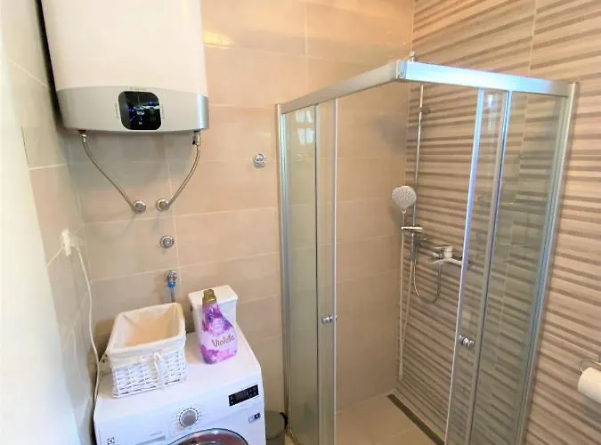 Apartment Lux Apartment Sea Shell With Jacuzzi Makarska