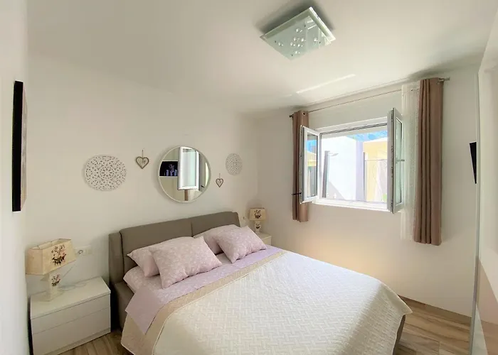 Lux Apartment Sea Shell With Jacuzzi